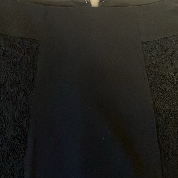 BCBGeneration Black Lace Skirt Sz 8 - Picture 6 of 7